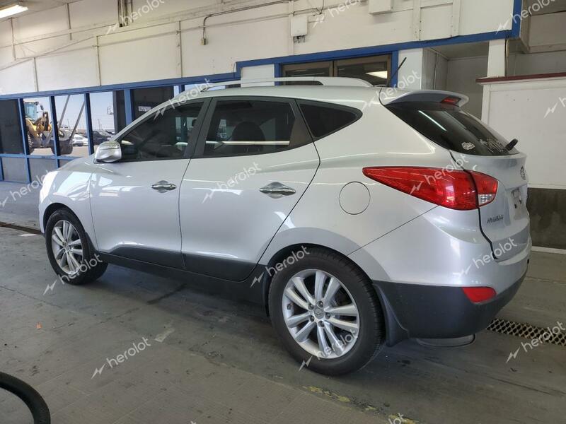 HYUNDAI TUCSON GLS 2010 silver  gas KM8JUCAC7AU031903 photo #3