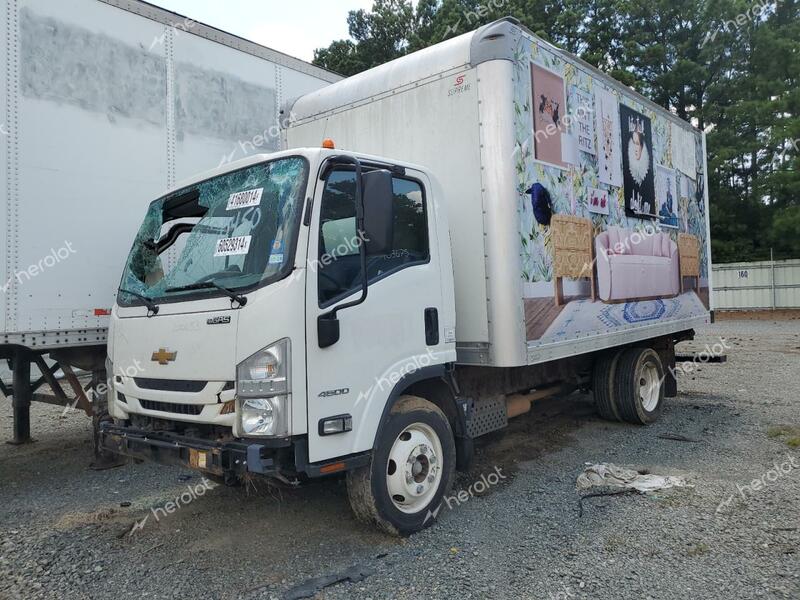 CHEVROLET 4500 2022 white  gas 54DCDW1D6NS200653 photo #1