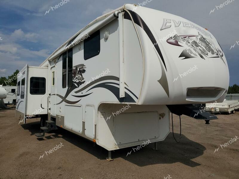 KEYSTONE EVEREST 2010 white   4YDF34024AE770021 photo #1