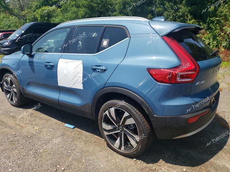 VOLVO XC40 ULTIM 2024 blue  gas YV4L12UF1R2255534 photo #3