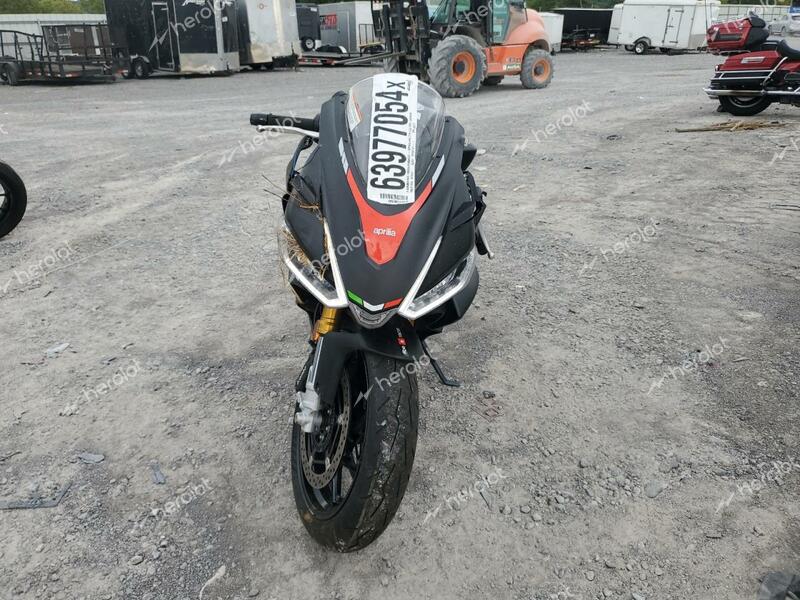 APRILIA RS 660 2024 black  gas ZD4KSUG03RS002721 photo #3