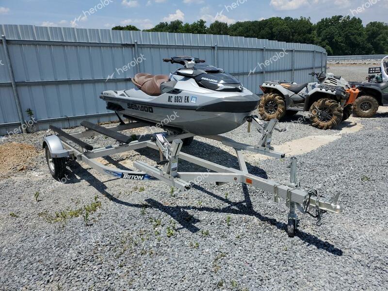 BRP JETSKI 2019 gray   YDV13044A919 photo #1