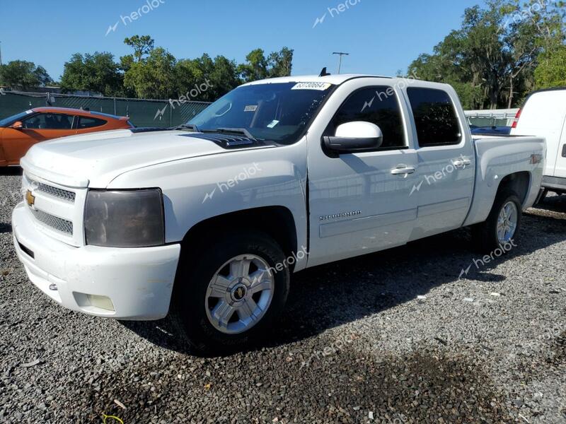 CHEVROLET SILVERADO 2011 white crew pic flexible fuel 3GCPCSE02BG127034 photo #1