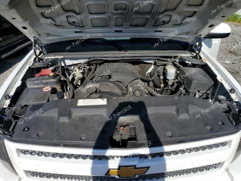 CHEVROLET SILVERADO 2011 white crew pic flexible fuel 3GCPCSE02BG127034 photo #4