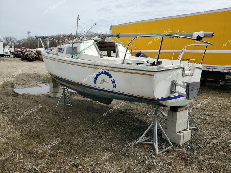 CCHM SAIL BOAT 1977 white   CTY07155M77D photo #4