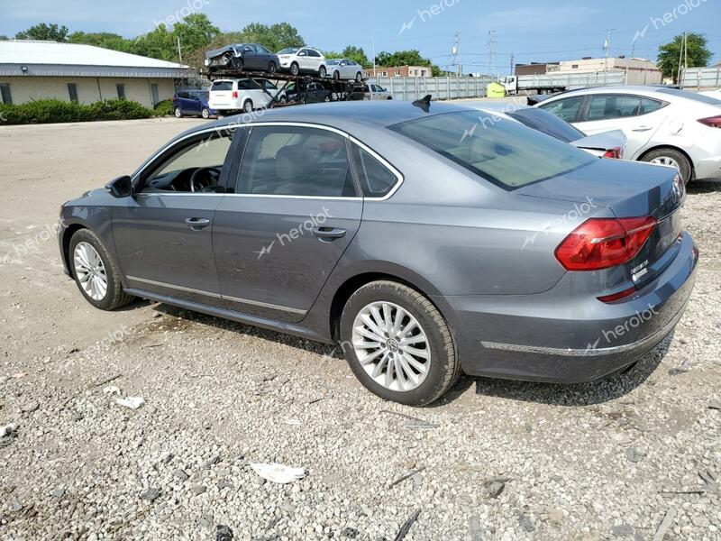 VOLKSWAGEN PASSAT SE 2016 gray  gas 1VWBT7A36GC059125 photo #3