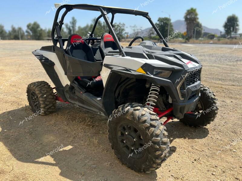 POLARIS RZR XP 100 2020 white  gas 3NSNAE993LH856421 photo #1