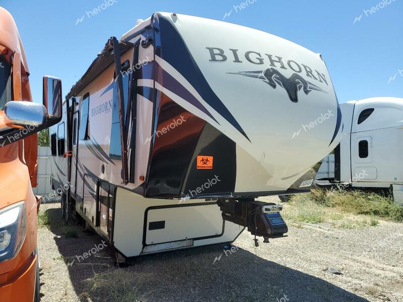 HRTL BIGHORN 2018 two tone   5SFBG3528JE351742 photo #1