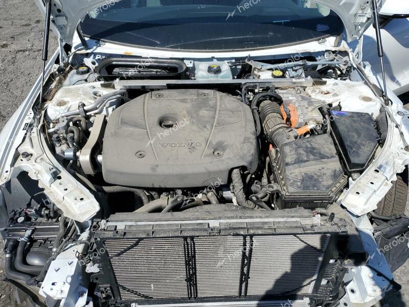 VOLVO S60 T8 REC 2022 white  hybrid engine 7JRBR0FL3NG179070 photo #4