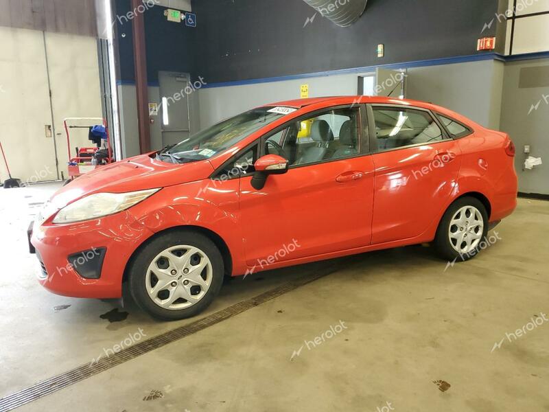 FORD FIESTA SE 2013 red sedan 4d gas 3FADP4BJ0DM227160 photo #1