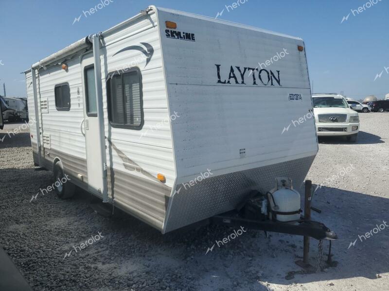 SKYLINE LAYTON 2012 white   1SE200H14CC000181 photo #1