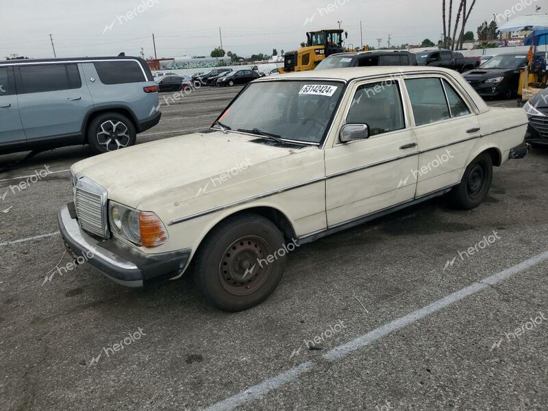 MERCEDES-BENZ 240 D 1983 beige  diesel WDBAB23A2DB387352 photo #1