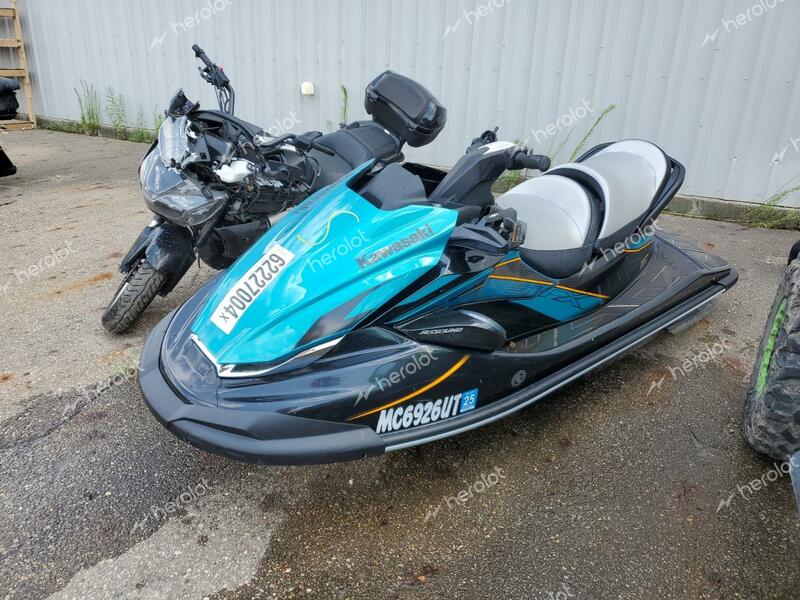 KAWASAKI 1500 2022 turquoise   KAW40120I122 photo #3