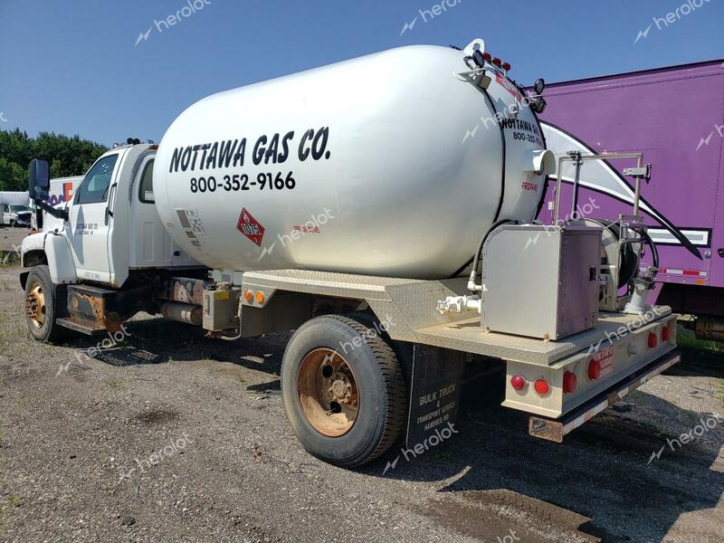 GMC C7500 C7C0 2009 white  gas 1GDM7C1G39F405446 photo #3