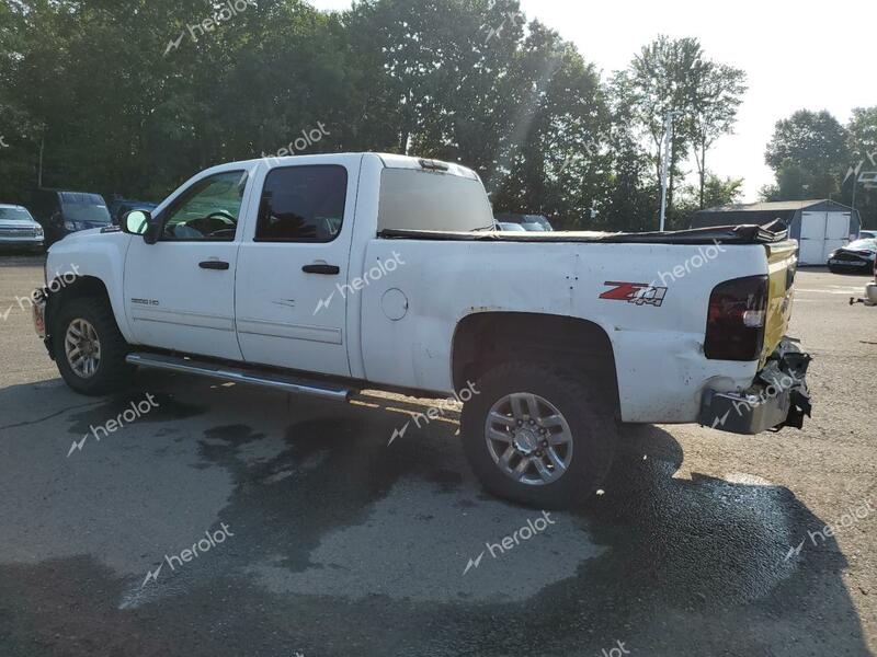 CHEVROLET SILVERADO 2013 white crew pic flexible fuel 1GC1KXCG6DF222125 photo #3