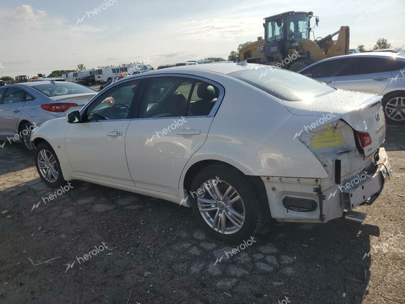 INFINITI Q40 2015 white  gas JN1CV6AR0FM521545 photo #3