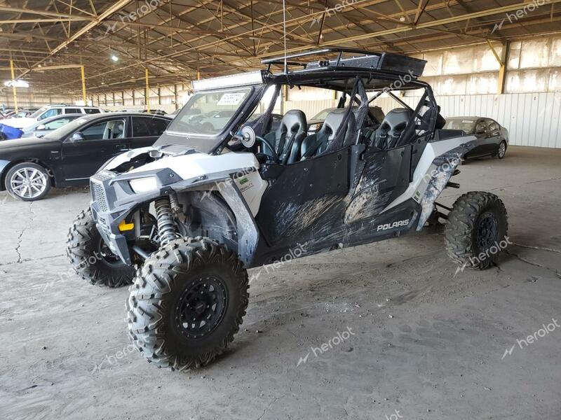 POLA RZR 2017 black  gas 3NSVFE99XHF935380 photo #1