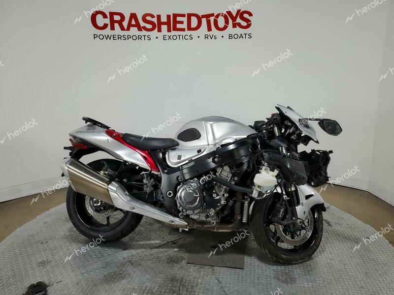 SUZUKI GSX1300 RR 2022 silver  gas JS1EJ11D7N7100048 photo #1