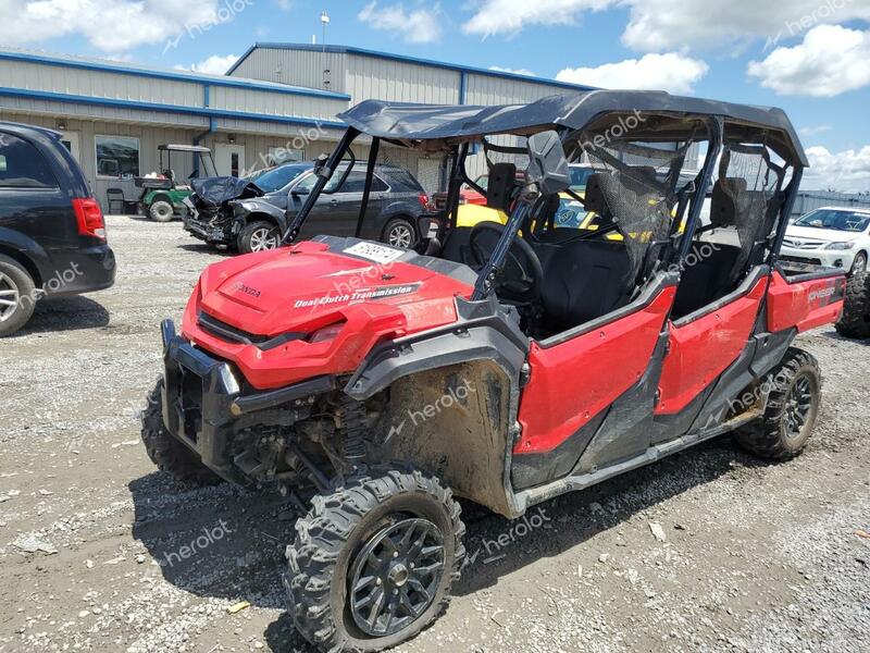 HONDA SXS1000 M6 2023 red  gas 1HFVE0818P4005010 photo #3