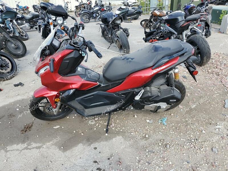 HONDA ADV150 A 2023 red  gas MLHKF3854P5200348 photo #4