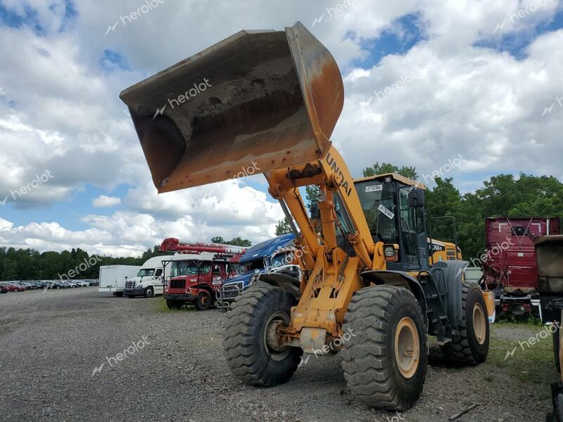 HYUNDAI LOADER 2012 yellow   00322 photo #3