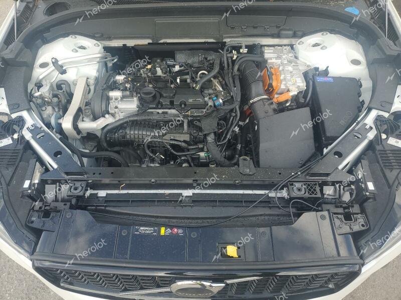 VOLVO XC60 CORE 2024 white  hybrid engine YV4H60DK1R1723325 photo #4