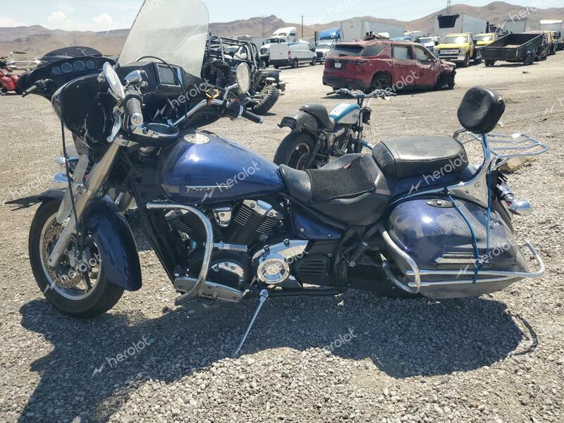 YAMAHA XVS1300 CT 2013 blue  gas JYAVP32EXDA002331 photo #4