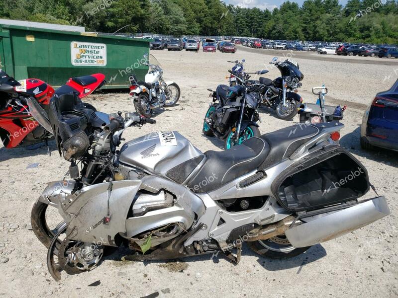 HONDA ST1300 A 2007 silver  gas JH2SC51457M500518 photo #4