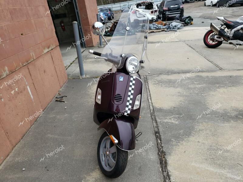 VESPA GRANTURISM 2007 purple motor sc gas ZAPM319K875007793 photo #3