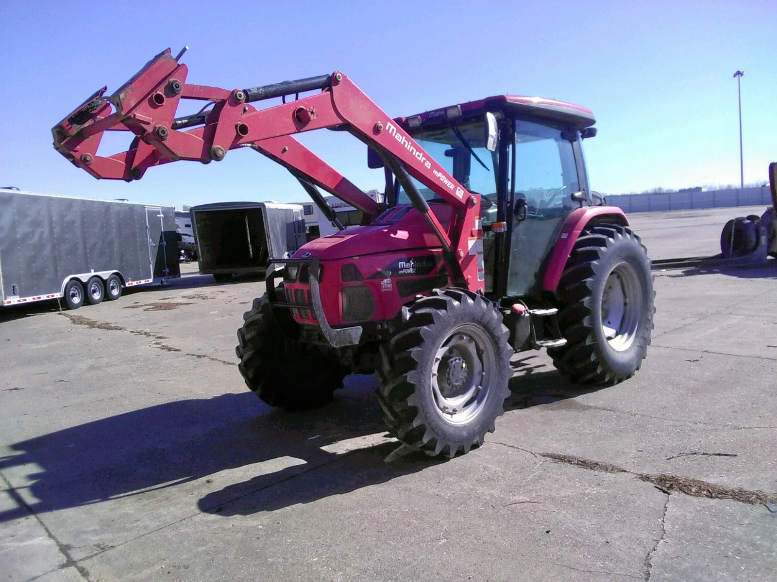 MAHINDRA AND MAHINDRA TRACTOR 2016 red    41439572 0001529 0001529 photo #3