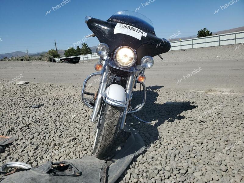 YAMAHA XV1700 A 2006 white road/str gas JYAVP17Y86A002452 photo #3