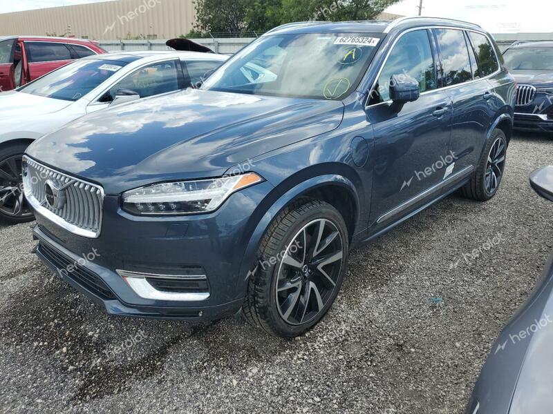 VOLVO XC90 T8 RE 2021 blue  hybrid engine YV4BR00K2M1723099 photo #1