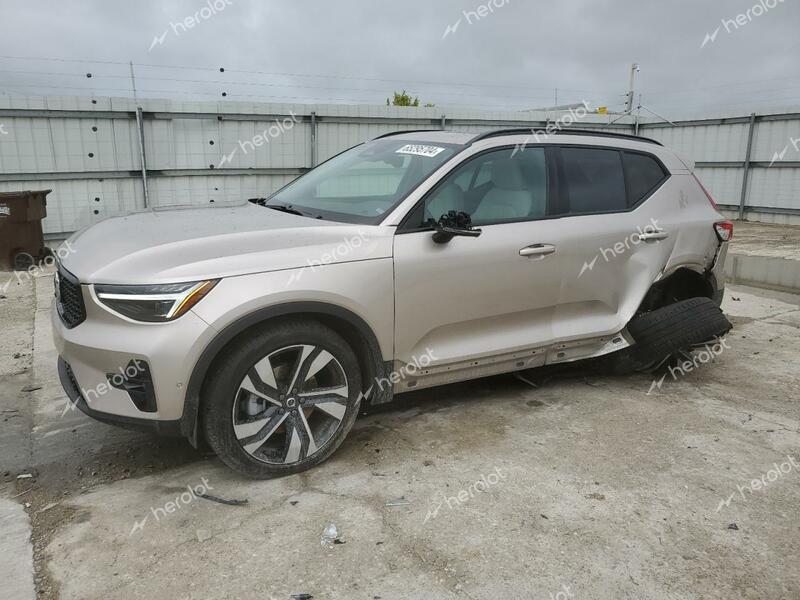 VOLVO XC40 ULTIM 2024 tan  gas YV4L12UM1R2281761 photo #1