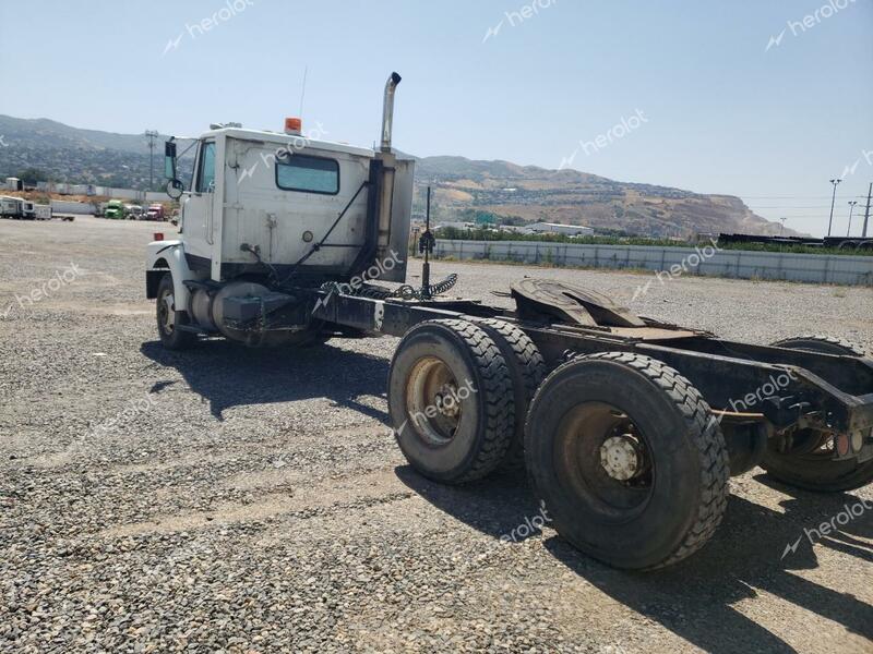 WHITE/GMC CONVENTION 1993 white tractor diesel 4V1JDBJF0PR819024 photo #4