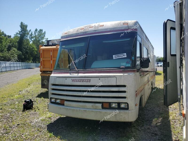 WINNEBAGO P30 1992 two tone  gas 1GBJP37N8N3304092 photo #3