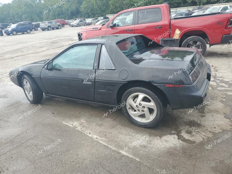 PONTIAC FIERO SPOR 1986 black  gas 1G2PM37R1GP219581 photo #3