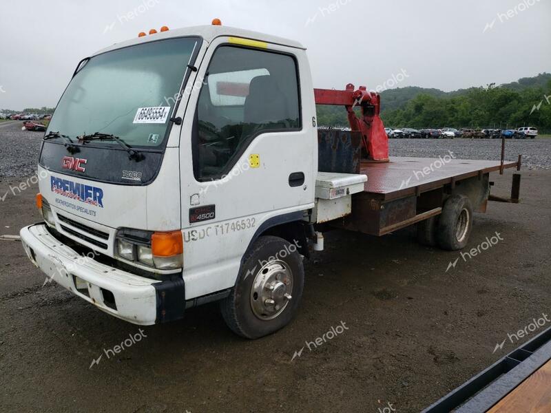 GMC W4500 W450 2005 white tilt cab diesel J8DC4B16257000160 photo #1