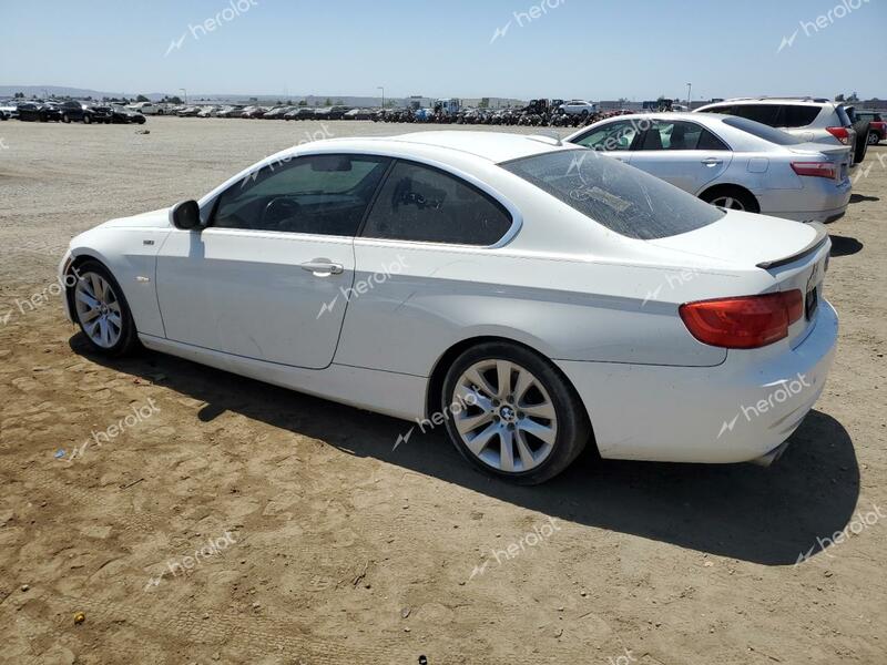 BMW 328 I 2012 white coupe gas WBAKE3C56CE769626 photo #3