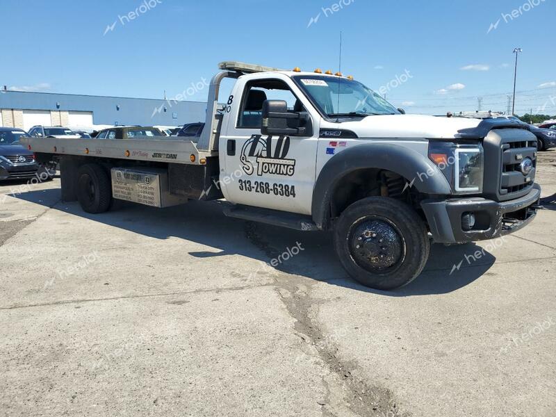 FORD F550 SUPER 2012 white chassis gas 1FDUF5GY0CEB45129 photo #1