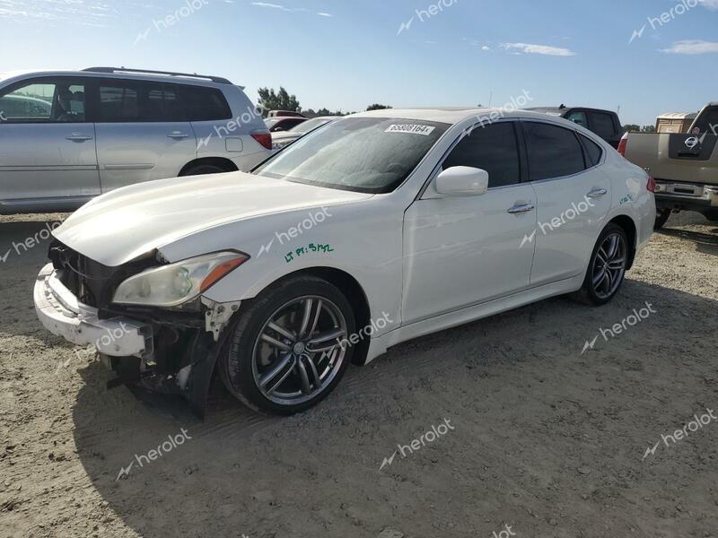 INFINITI M56 2011 white  gas JN1AY1AP8BM521044 photo #1