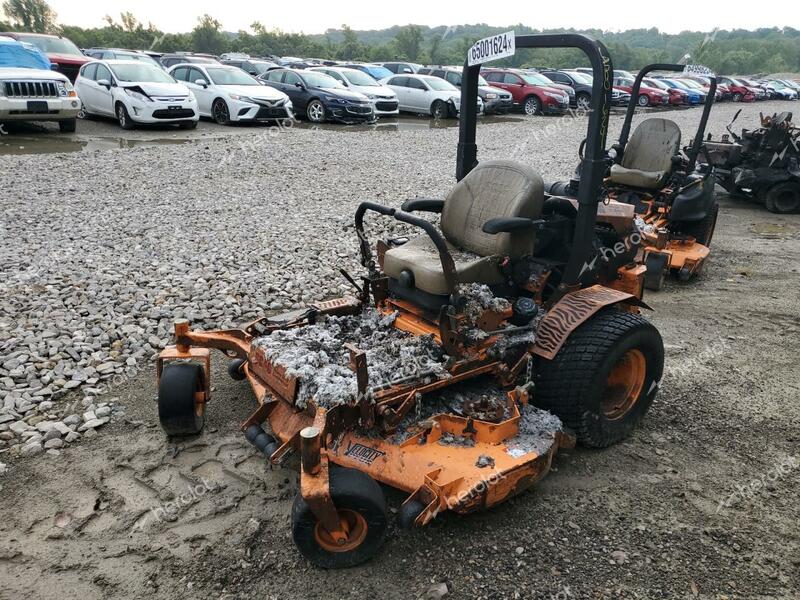 CUB 54 IN ZTR 2018 orange   N1100456 photo #3