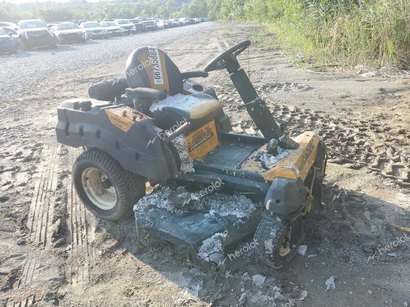 CUB LAWN MOWER 2014 yellow   1C104H10001 photo #1