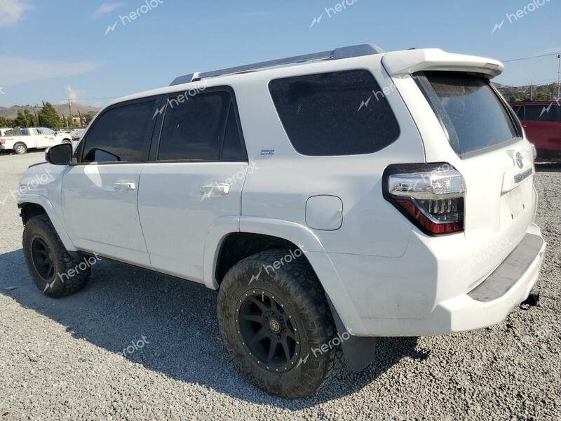 TOYOTA 4RUNNER SR 2016 white 4dr spor gas JTEZU5JR2G5117738 photo #3