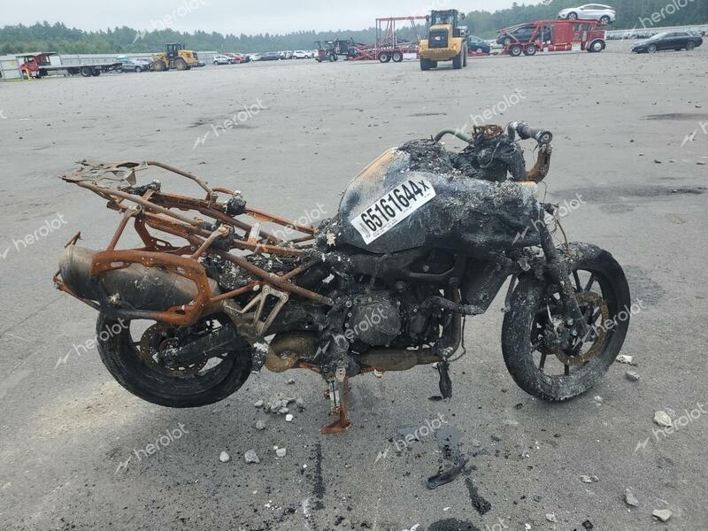 BMW F 750 GS 2019 burn  gas WB10B1801KZ786942 photo #1