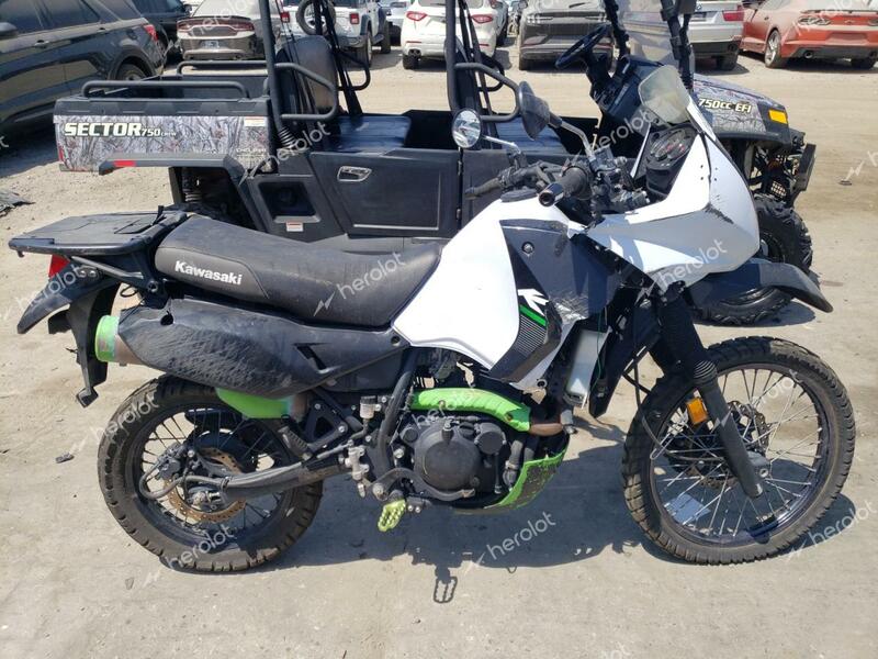 KAWASAKI KL650 E 2015 white enduro gas JKAKLEE1XFDA82090 photo #1