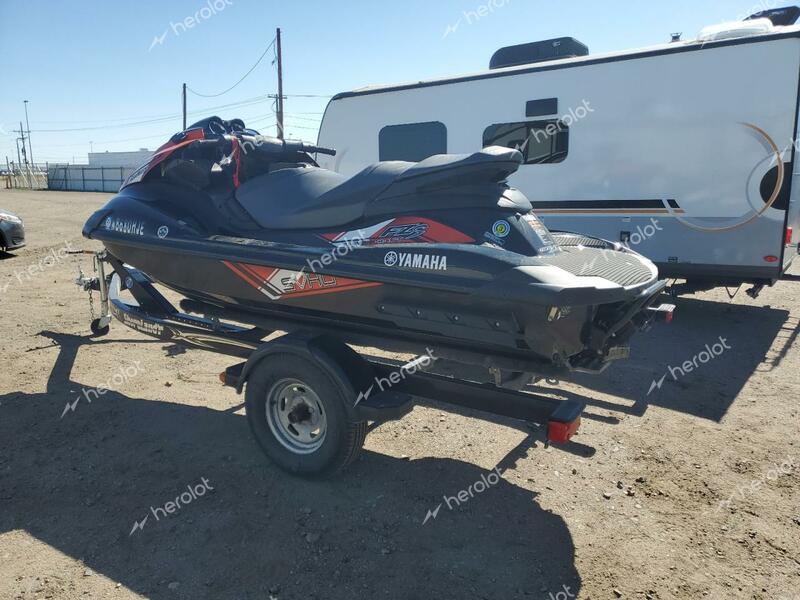 YAMAHA BOAT 2014 red   YAMA3900C414 photo #4