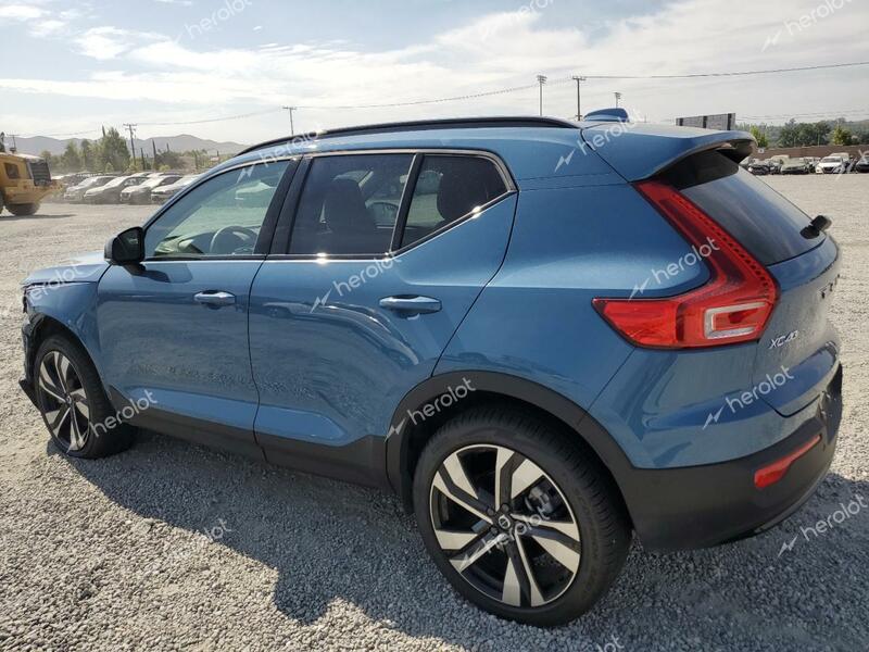 VOLVO XC40 ULTIM 2024 blue  gas YV4L12UM7R2261109 photo #3