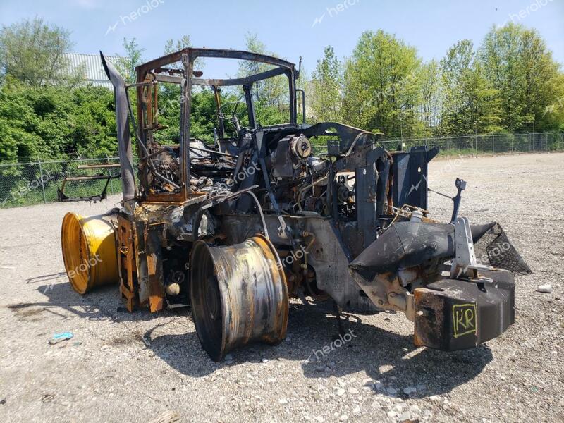 JCB TRACTOR 2020 burn   TRACT0R photo #1