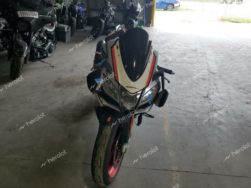 APRILIA RSV4 RF 2016 silver racer gas ZD4RKUB0XGS000807 photo #3