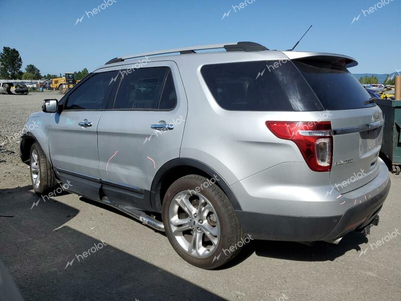 FORD EXPLORER L 2015 silver  gas 1FM5K8F81FGA34861 photo #3